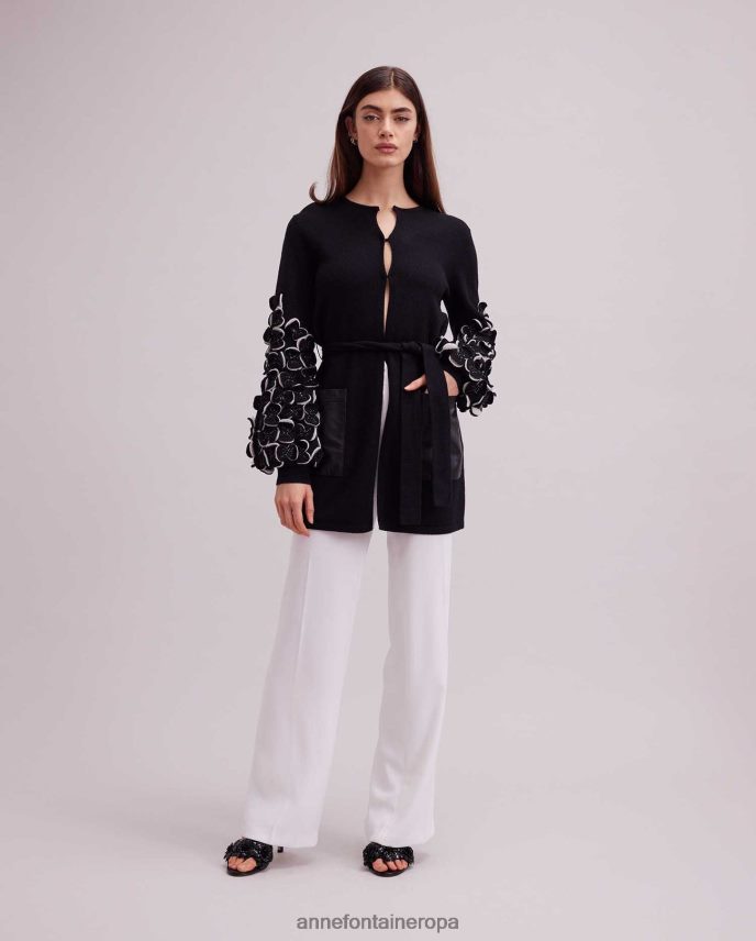 ropa es Anne Fontaine mujer cárdigan laure de punto con pétalos bicolor en las mangas blanco negro 646LTX472
